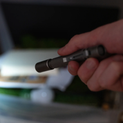 POCKET FLASHLIGHT