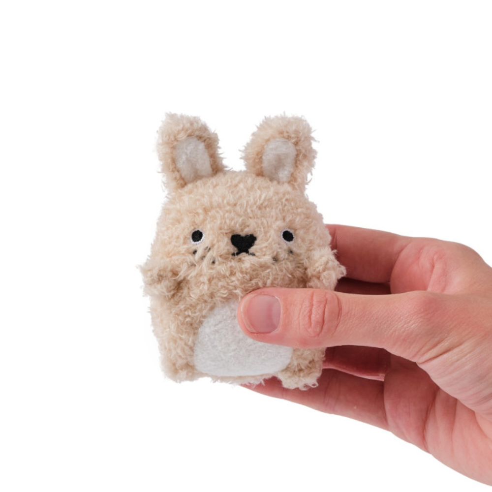 BEIGE BUNNY RICEBALL KEYRING by NOODOLL