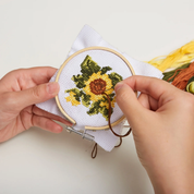 SUNFLOWER MINI CROSS STITCH EMBROIDERY KIT