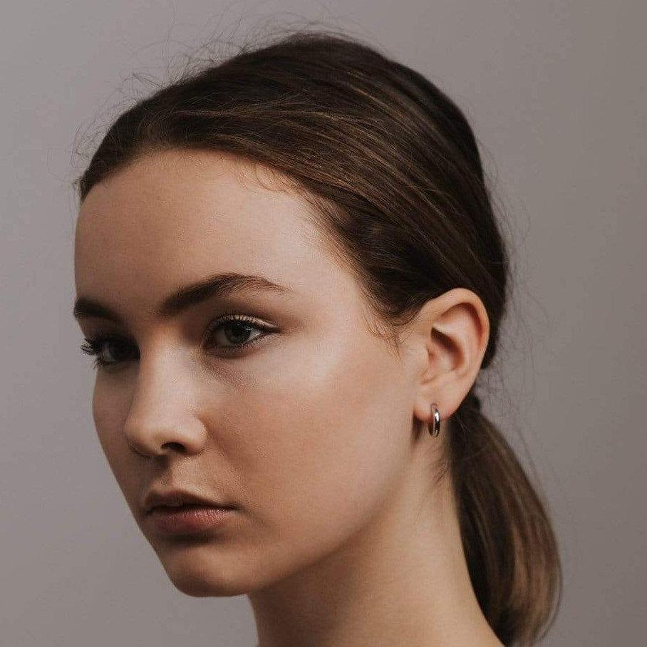 SILVER SILVIA HOOP EARRINGS by LOVER'S TEMPO