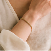 GOLD GIGI BRACELET