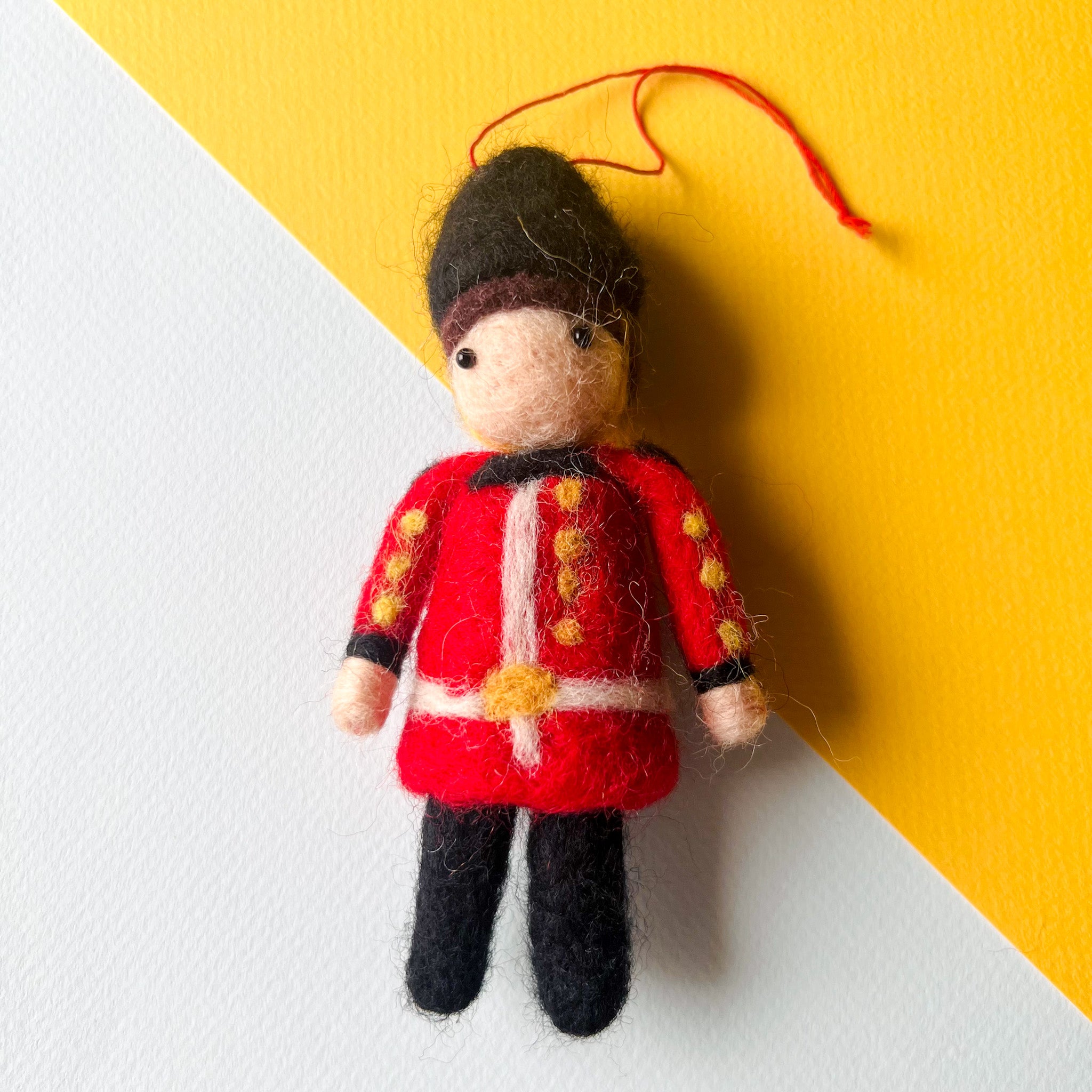 RED COAT SOLDIER ORNAMENT