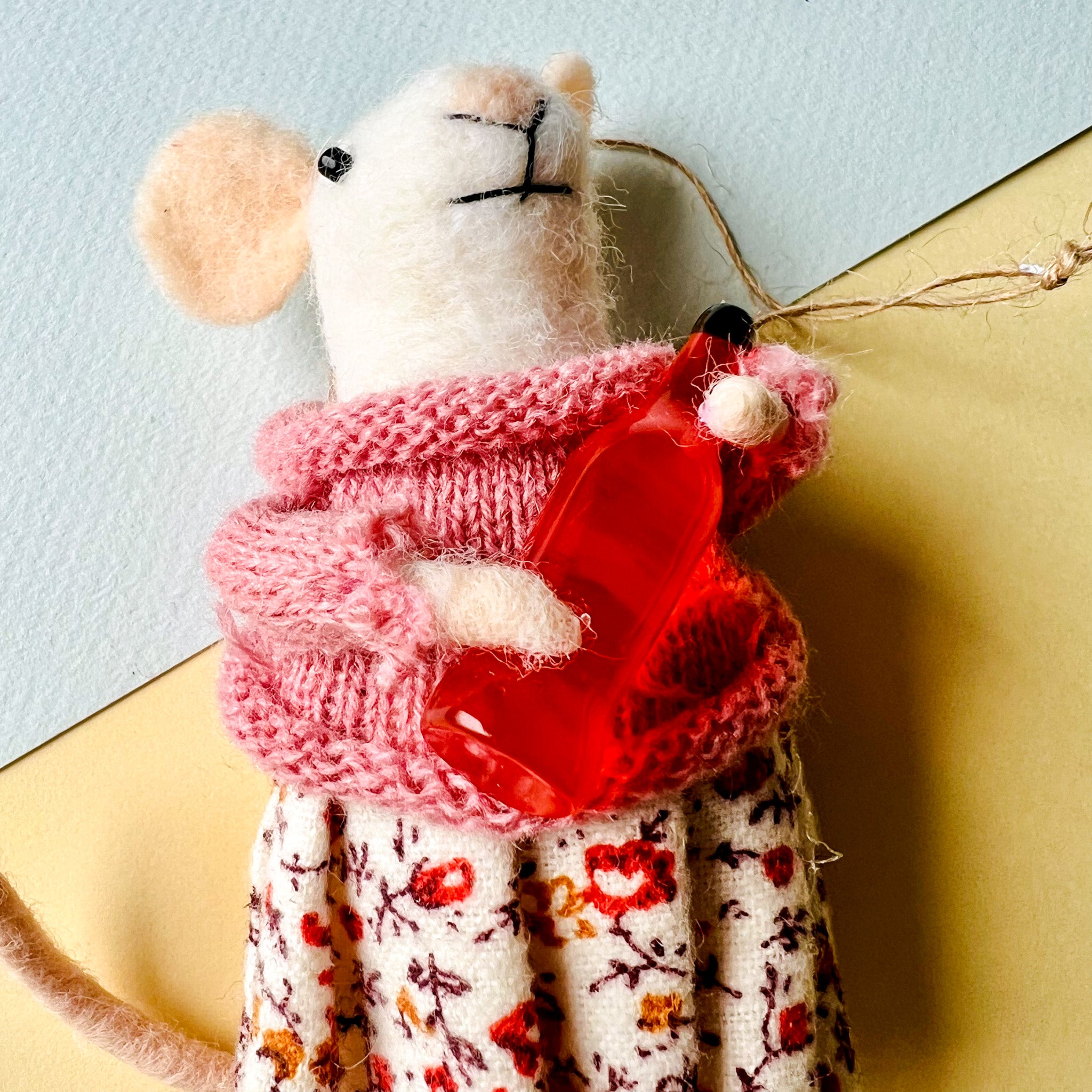 COUNTRYSIDE CARLA MOUSE ORNAMENT