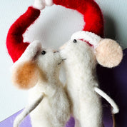 KISSING MICE IN SANTA HATS ORNAMENT