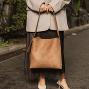 PEYTON SHOULDER BAG in SUEDE HONEY by LOUENHIDE