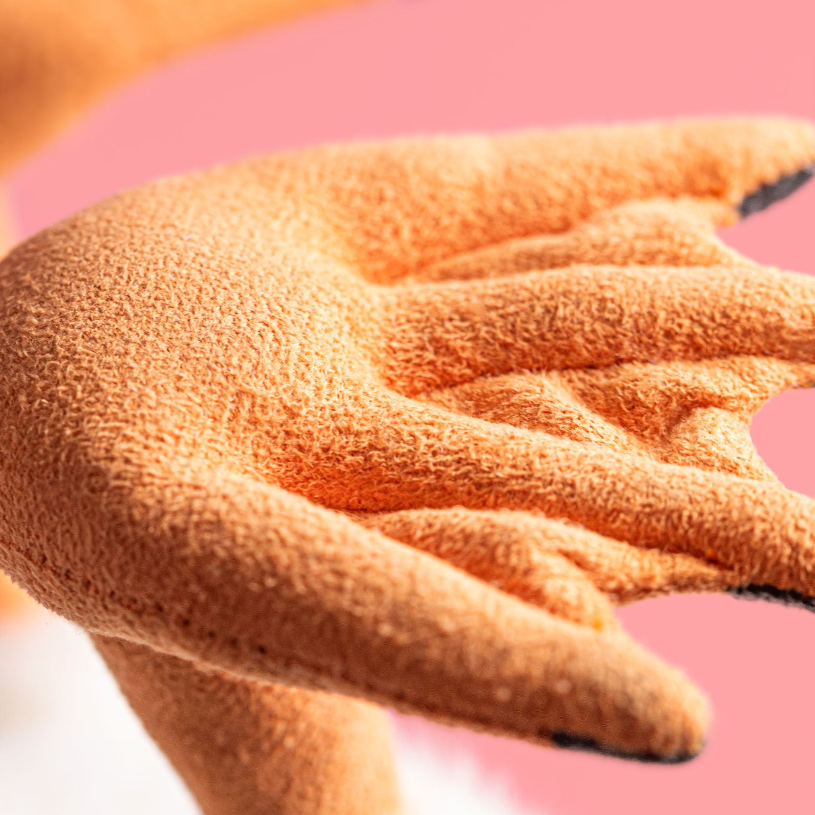 PEL2CAN-KeliPelican-Pink-Detail-Shot-2.jpg