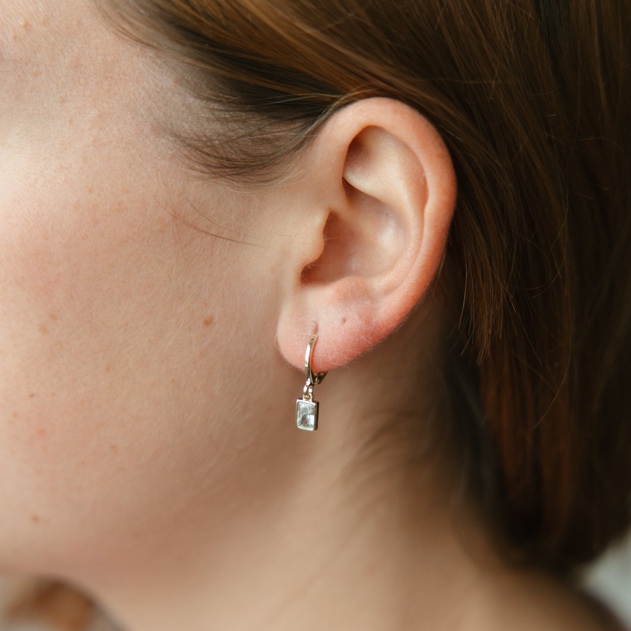 SHINE HOOPS in GOLD & CLEAR by GLEE