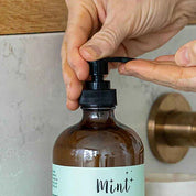 BLACK SOAP PUMP by MINT CLEANING