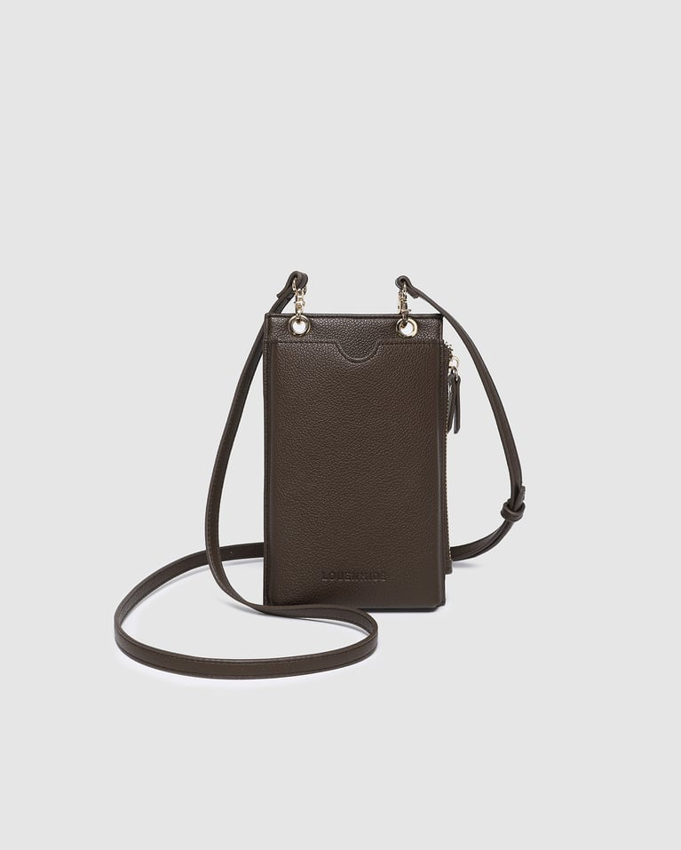 louenhide purse in chocolate on a white background