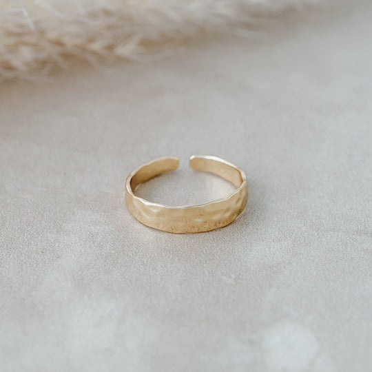 GOLD MISSY RING by GLEE JEWELRY